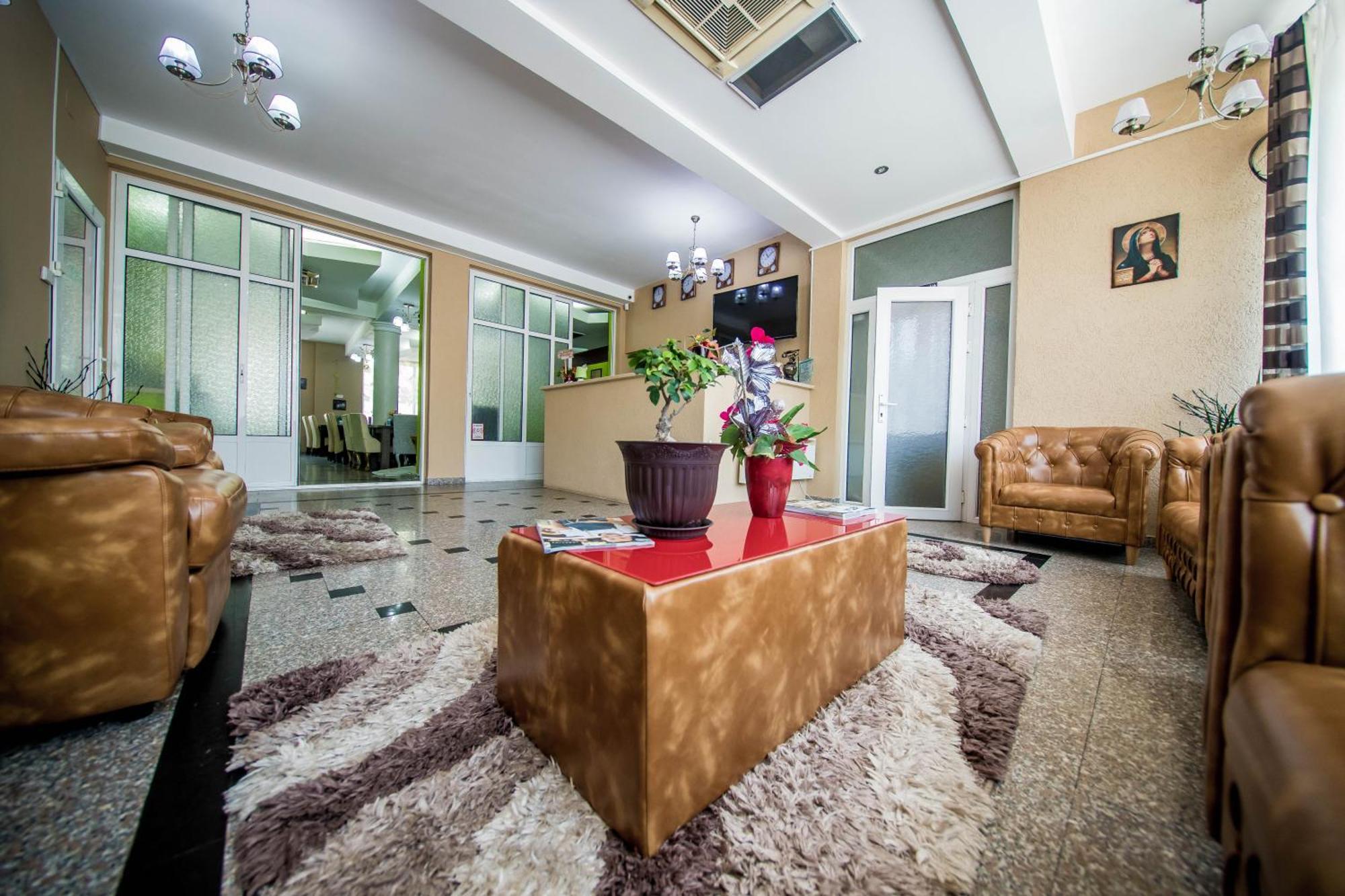 Hotel Darosy อาราด ภายนอก รูปภาพ
