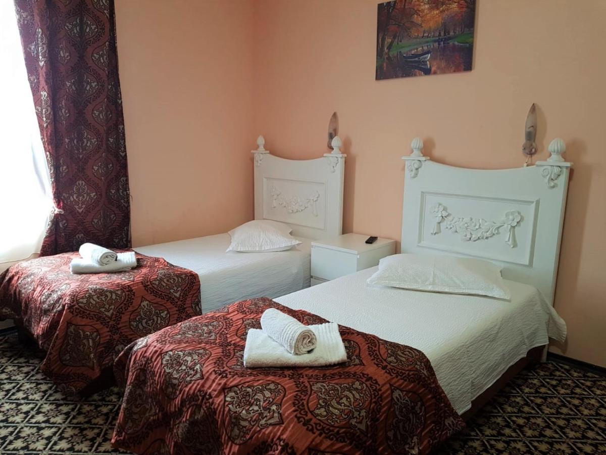 Hotel Darosy อาราด ภายนอก รูปภาพ